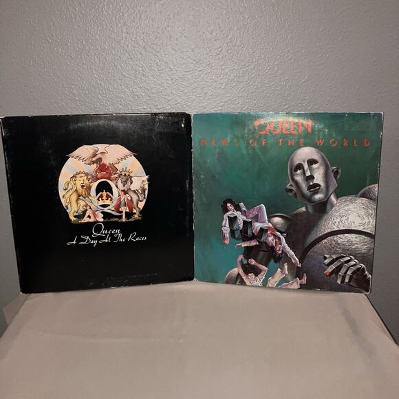 Vinyl Record Queen A Day At The Races / News Of The World Album Bundle Works - Picture 1 of 14
